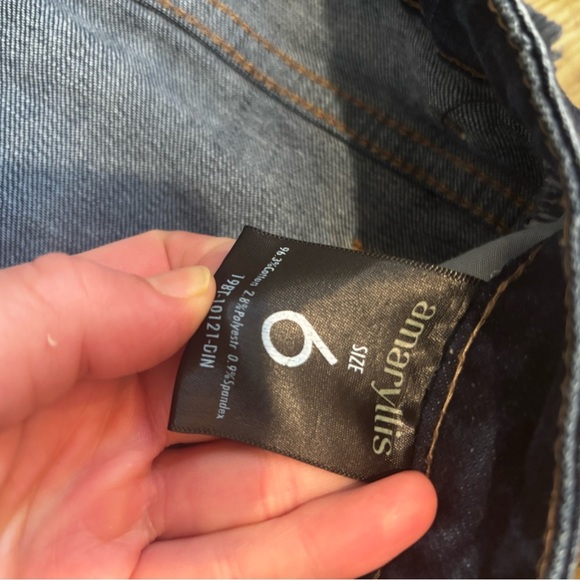 Amaryllis High Rise Dark Blue Jeans button fly distressed basic neutral denim - Picture 11 of 12